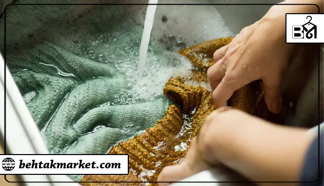شستشوی اصولی ژاکت بافتنی و لباس‌های پشمی قبل از نگهداری